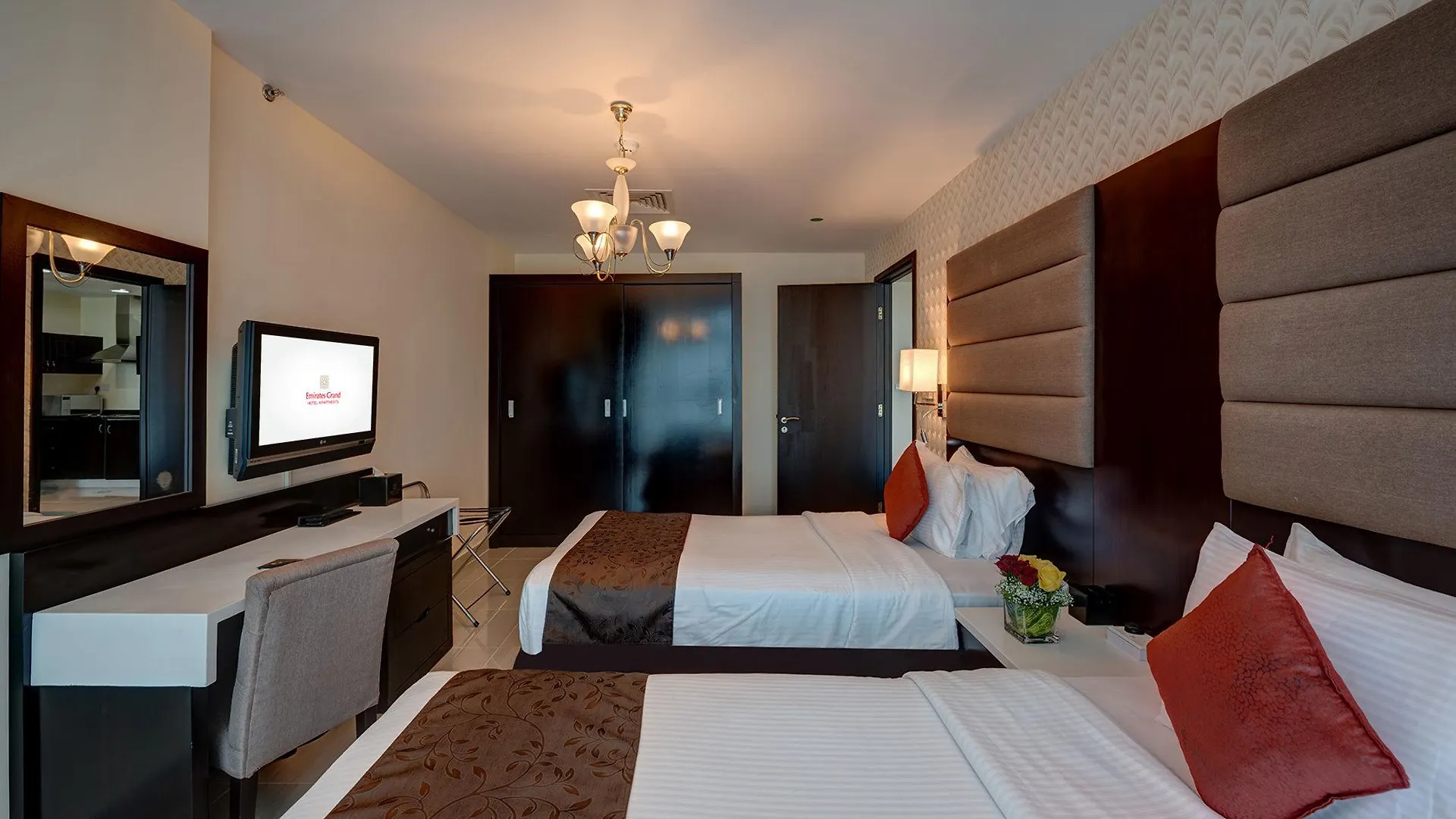 Hotel apartamentowy Sunday Mega Hotel Sheikh Zayed Road Near Difc Formerly Emirates Grand Hotel Dubaj