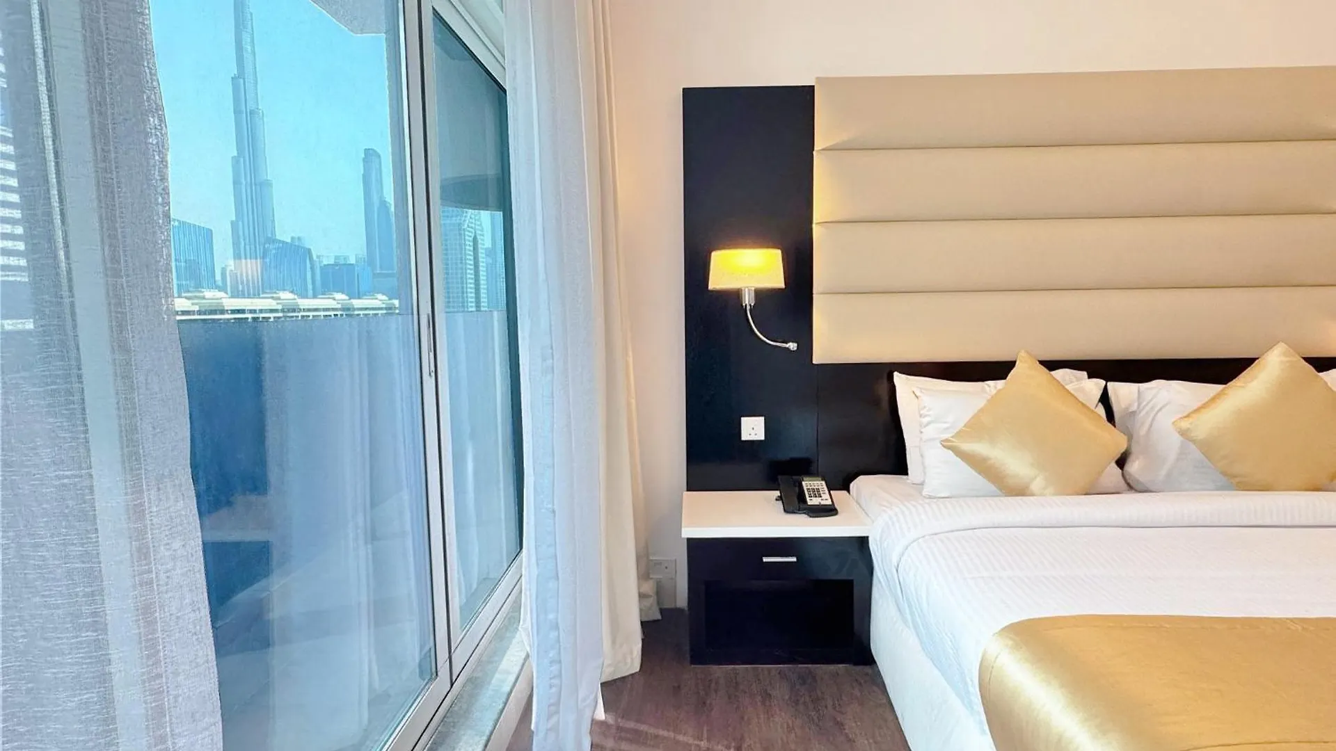 Sunday Mega Hotel Sheikh Zayed Road Near Difc Formerly Emirates Grand Hotel Dubaj