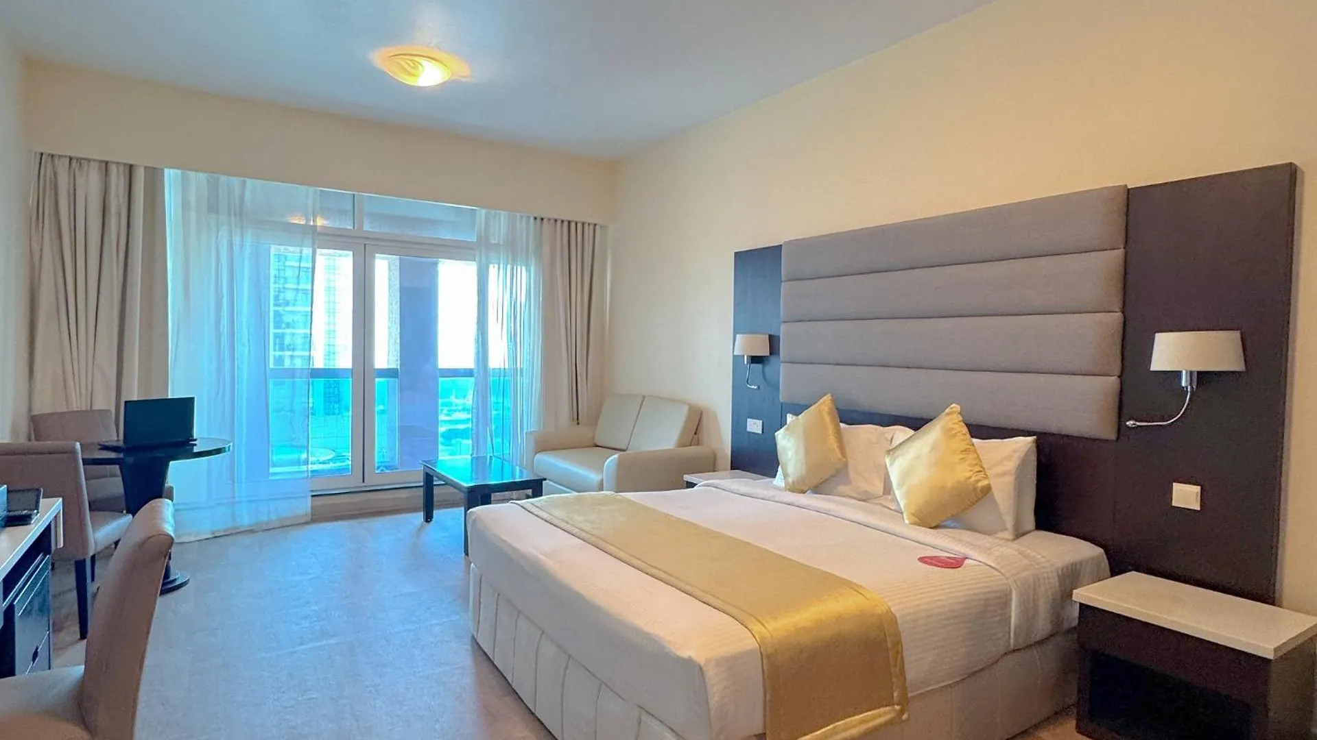 Sunday Mega Hotel Sheikh Zayed Road Near Difc Formerly Emirates Grand Hotel Dubaj 3*,  Zjednoczone Emiraty Arabskie