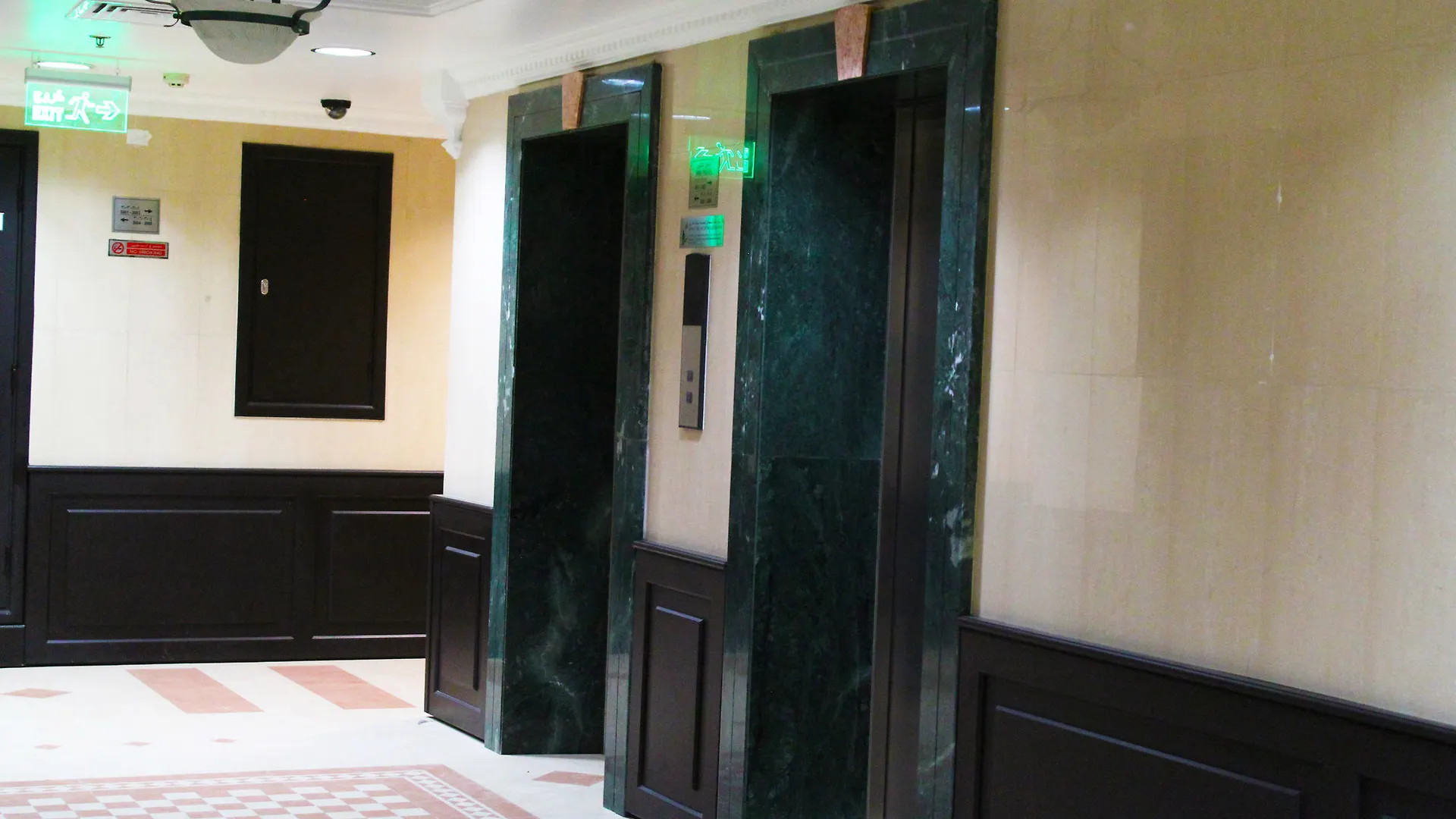 Sunday Mega Hotel Sheikh Zayed Road Near Difc Formerly Emirates Grand Hotel Dubaj